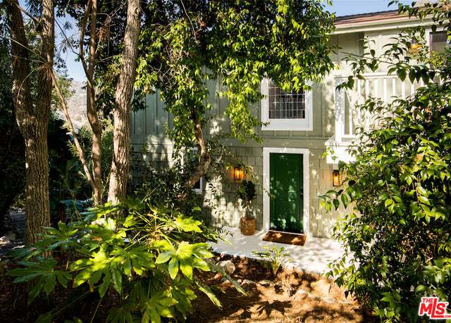 Property at 1771 Arteique Rd, Topanga, CA 90290, 3 beds, 3 baths