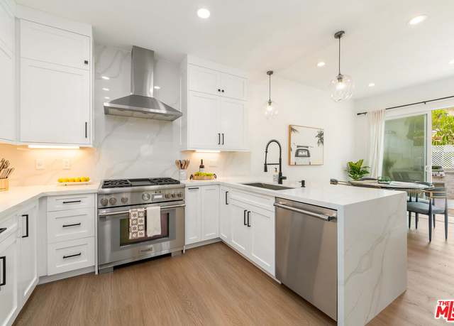 Property at 6453 Zuma View Pl #123, Malibu, CA 90265, 3 beds, 2.5 baths