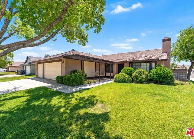 Property at 2838 W Ave J9, Lancaster, CA 93536, 4 beds, 2 baths