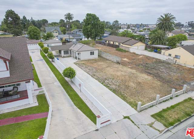 Property at 324 W 122nd St, Los Angeles, CA 90061, 4 beds, 3 baths