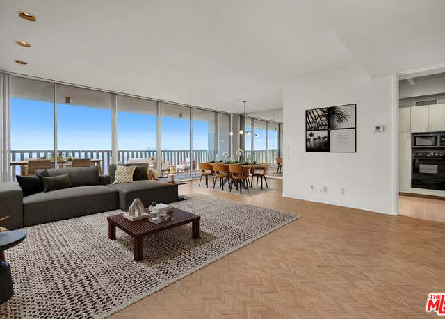 Property at 9255 Doheny Rd #2504, West Hollywood, CA 90069, 1 bed, 1.5 baths