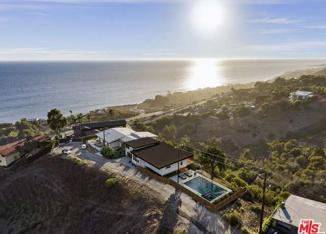 Property at 4615 Via Vienta St, Malibu, CA 90265