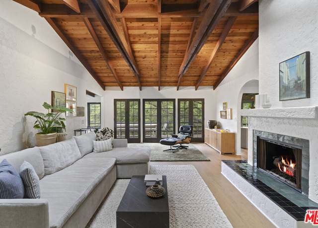 Property at 241 Muerdago Rd, Topanga, CA 90290, 3 beds, 3 baths