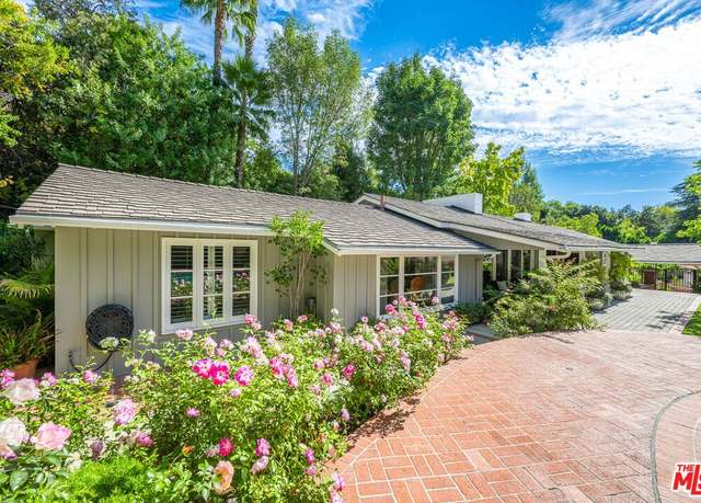 Property at 16475 Garvin Dr, Encino, CA 91436, 3 beds, 3 baths