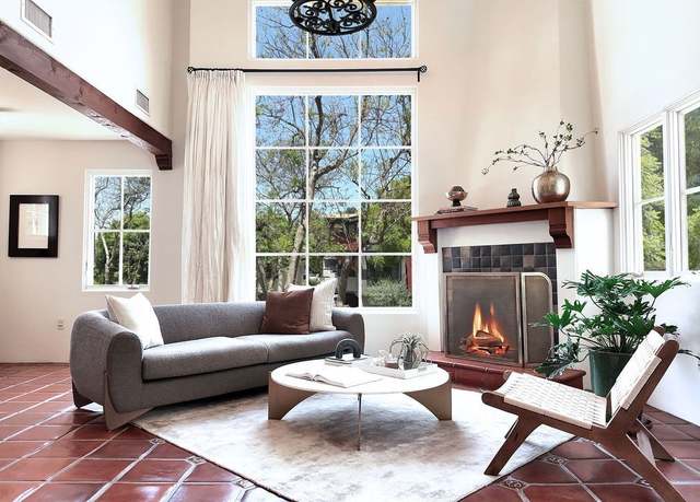 Property at 1414 N Harper Ave #4, West Hollywood, CA 90046, 4 beds, 3.5 baths