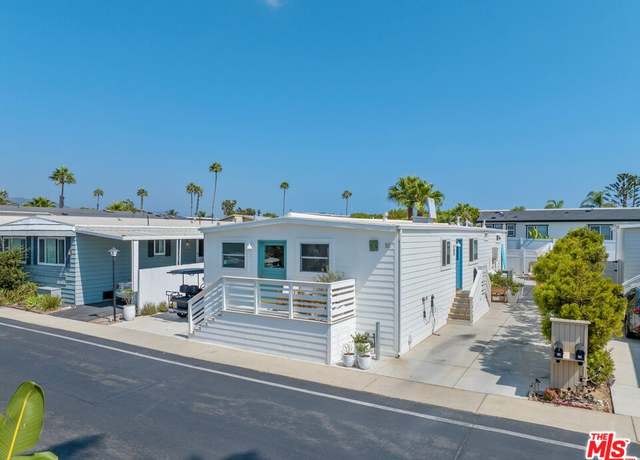 Property at 29500 Heathercliff Rd #10, Malibu, CA 90265, 4 beds, 3 baths