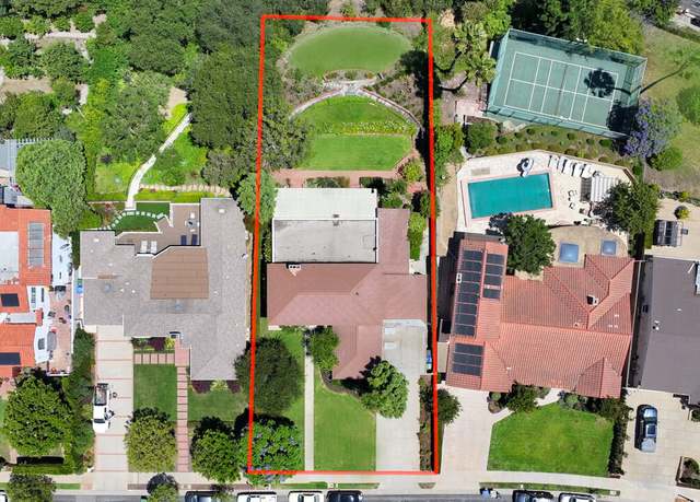 Property at 849 Franklin St, Santa Monica, CA 90403, 4 beds, 4 baths