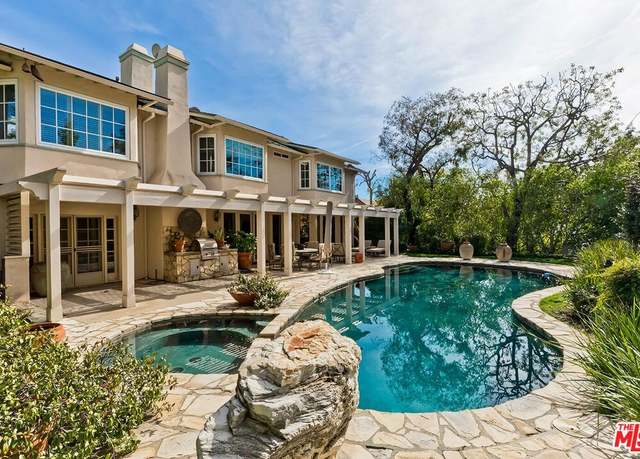 Property at 2807 Deep Canyon Dr, Beverly Hills, CA 90210, 5 beds, 6.5 baths