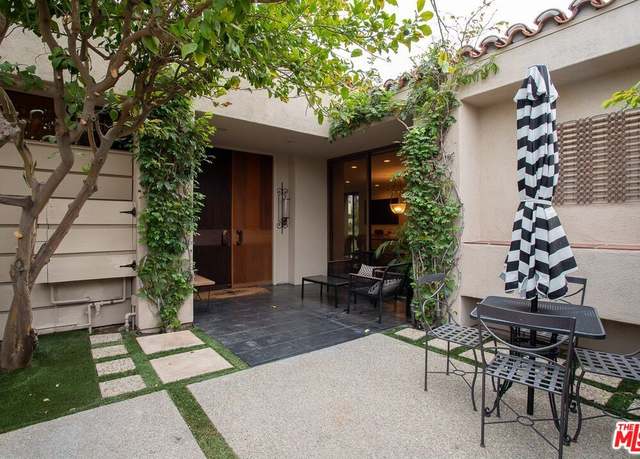 Property at 74687 Arroyo Dr, Indian Wells, CA 92210, 2 beds, 3 baths