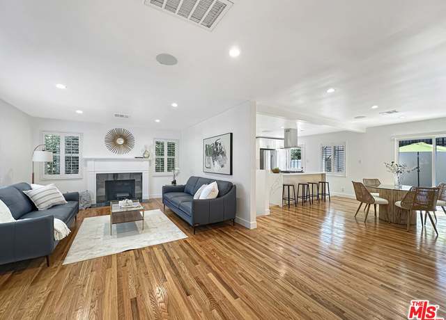 Property at 5329 Marburn Ave, Los Angeles, CA 90043, 4 beds, 4 baths