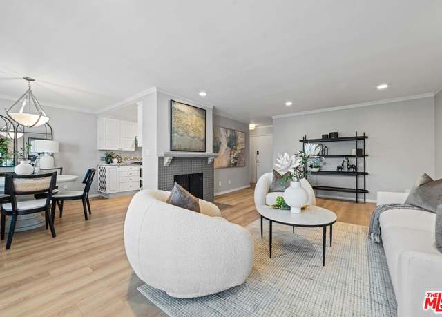 Property at 2320 S Bentley Ave #207, Los Angeles, CA 90064, 2 beds, 2 baths