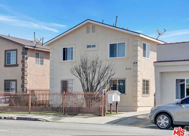 Property at 8110 S San Pedro St, Los Angeles, CA 90003, 10 beds, 7 baths