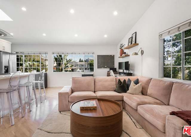 Property at 1144 Stanford St #5, Santa Monica, CA 90403, 2 beds, 2 baths