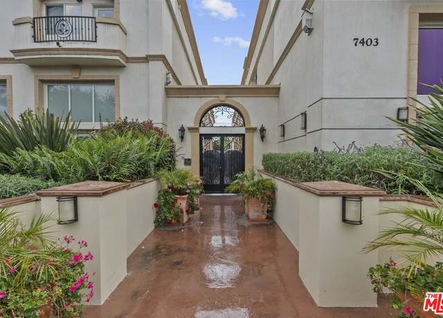 Property at 7403 S Sepulveda Blvd #108, Los Angeles, CA 90045, 3 beds, 3.5 baths
