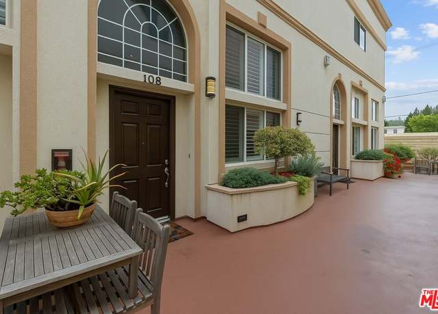 Property at 7403 S Sepulveda Blvd #108, Los Angeles, CA 90045, 3 beds, 3.5 baths