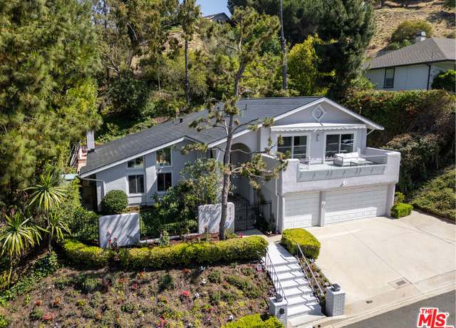 Property at 9775 Millboro Pl, Beverly Hills, CA 90210, 5 beds, 4 baths