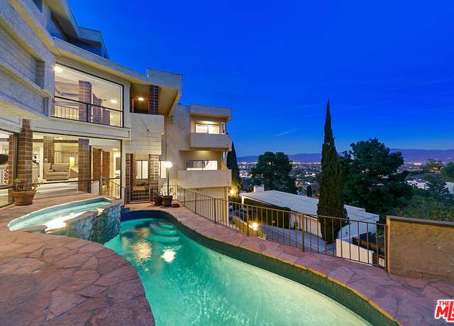 Property at 3917 Murietta Ave, Sherman Oaks, CA 91423, 3 beds, 2.5 baths
