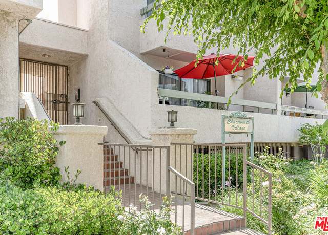 Property at 9906 Owensmouth Ave #11, Chatsworth, CA 91311, 2 beds, 3 baths