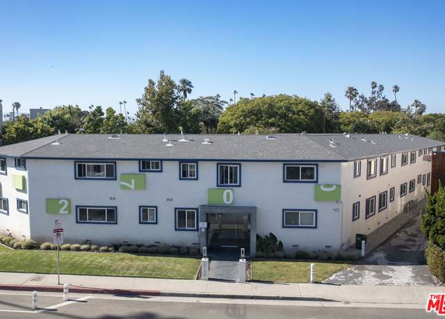 Property at 2700 Abbot Kinney Blvd, Venice, CA 90291, 24 beds, 15 baths
