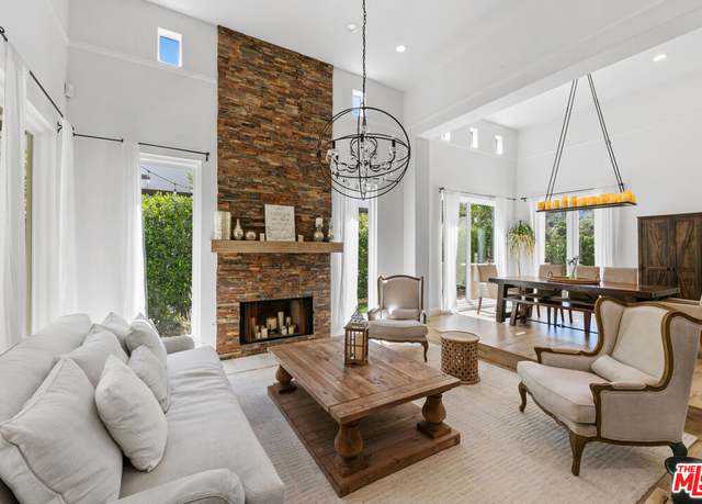 Property at 2311 Waring Dr, Agoura Hills, CA 91301, 4 beds, 3.5 baths