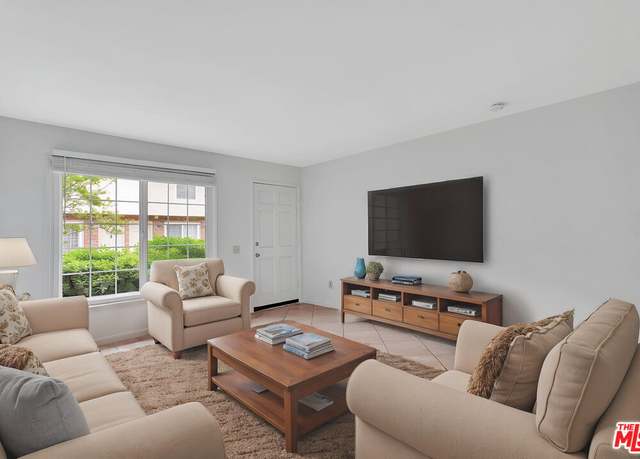 Property at 10065 De Soto Ave #303, Chatsworth, CA 91311, 2 beds, 2 baths