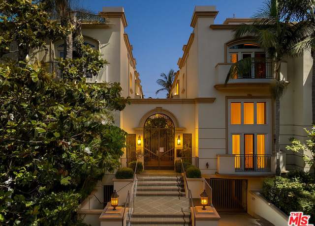Property at 11974 Mayfield Ave #6, Los Angeles, CA 90049, 4 beds, 5 baths