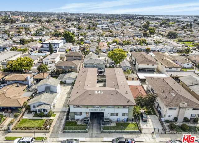 Property at 11646 Birch Ave, Hawthorne, CA 90250, 19 beds, 18 baths