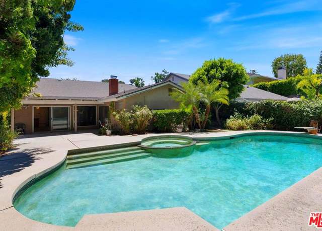 Property at 4935 Woodley Ave, Encino, CA 91436, 4 beds, 2.5 baths