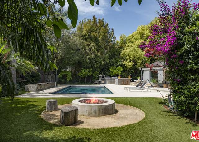 Property at 11160 Valley Spring Pl, Studio City, CA 91602, 4 beds, 3 baths