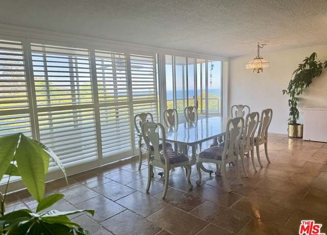 Property at 32709 Seagate Dr #105, Rancho Palos Verdes, CA 90275, 2 beds, 2 baths