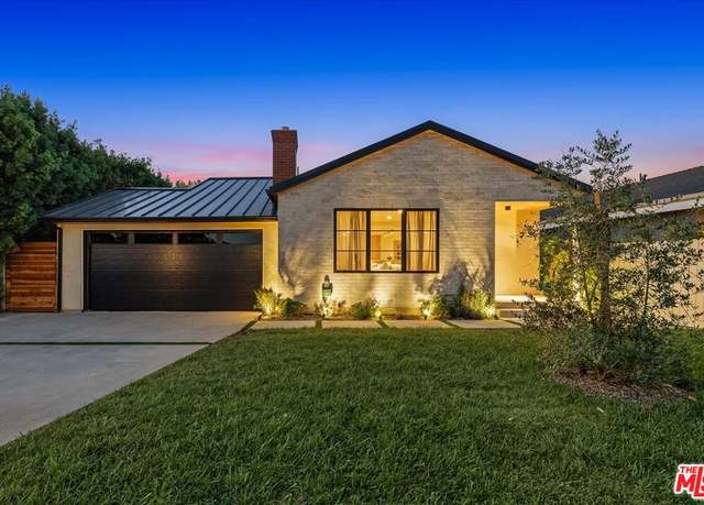 Property at 14537 Hesby St, Sherman Oaks, CA 91403, 4 beds, 3.5 baths