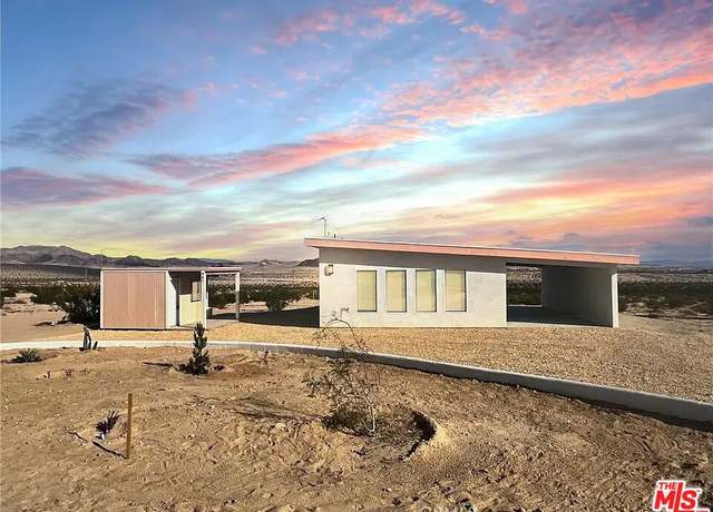 Property at 567 Peffer Rd, Twentynine Palms, CA 92277, 1 bed, 1 bath