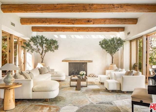 Property at 13162 Boca De Canon Ln, Los Angeles, CA 90049, 4 beds, 4.5 baths