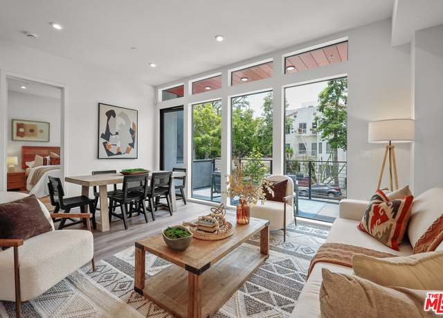Property at 1200 N Orange Grv, West Hollywood, CA 90046, 4 beds, 4 baths