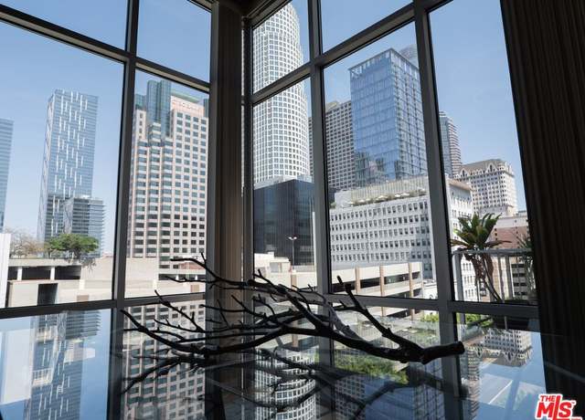 Property at 645 W 9th St #711, Los Angeles, CA 90015, 1 bed, 1 bath