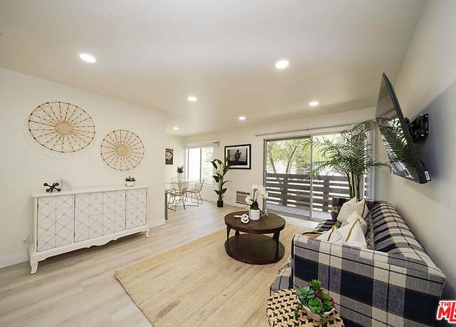 Property at 525 S Ardmore Ave #232, Los Angeles, CA 90020, 1 bed, 1 bath
