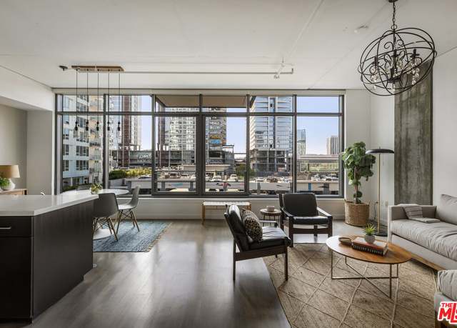 Property at 1100 S Hope St #704, Los Angeles, CA 90015, 1 bed, 1 bath