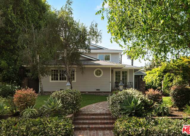 Property at 415 Palisades Ave, Santa Monica, CA 90402, 6 beds, 4.5 baths