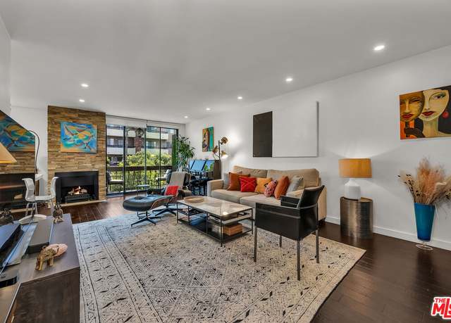 Property at 7300 Franklin Ave #548, Los Angeles, CA 90046, 2 beds, 2 baths