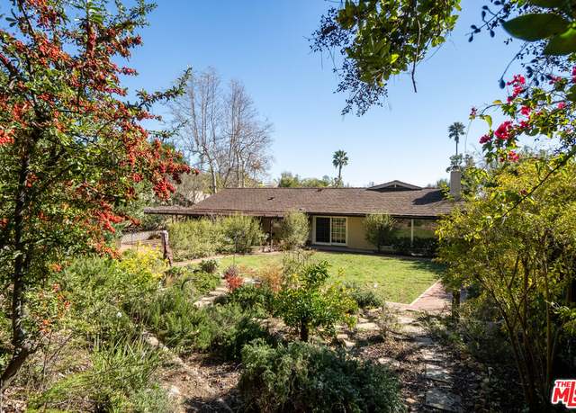 Property at 13443 Bayliss Rd, Los Angeles, CA 90049, 4 beds, 3 baths