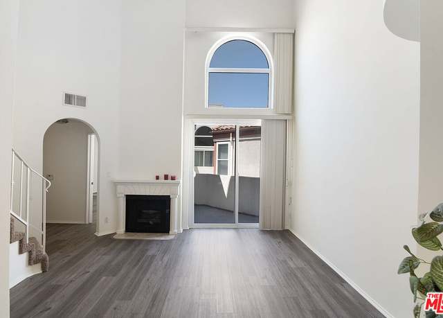 Property at 620 S Gramercy Pl #439, Los Angeles, CA 90005, 1 bed, 1 bath