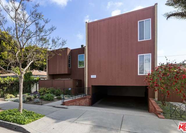 Property at 1552 Harvard St #3, Santa Monica, CA 90404, 2 beds, 1.5 baths
