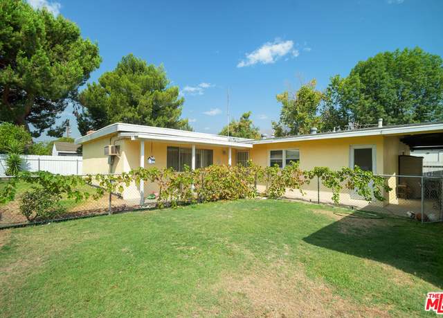 Property at 327 S Lincoln Pl #2, Monrovia, CA 91016, 4 beds, 3 baths