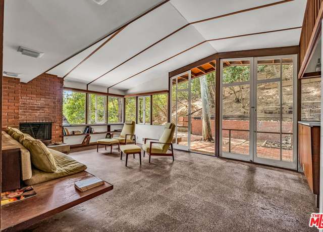 Property at 10438 Seabury Ln, Los Angeles, CA 90077, 2 beds, 2 baths