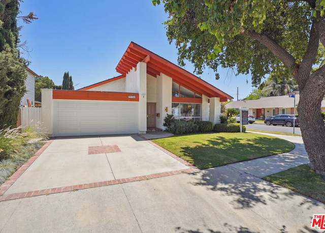 Property at 19730 Hatton St, Winnetka, CA 91306, 4 beds, 3 baths