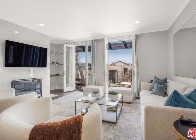 Property at 1530 Camden Ave #4, Los Angeles, CA 90025, 2 beds, 2.5 baths