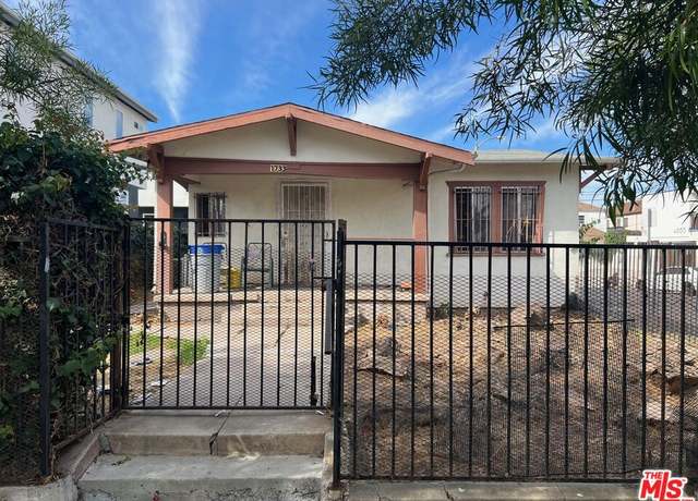 Property at 1733 S Longwood Ave, Los Angeles, CA 90019, 3 beds, 2 baths