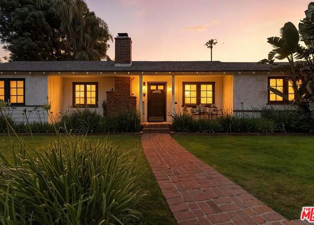 Property at 14253 Collins St, Los Angeles, CA 91401, 3 beds, 2 baths