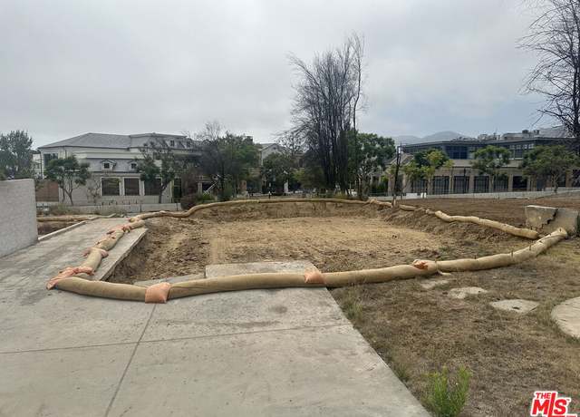 Property at 1010 Monument St, Pacific Palisades, CA 90272