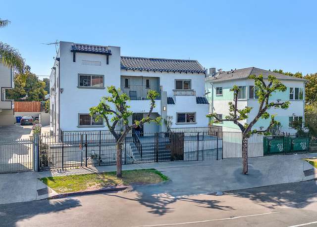 Property at 123 S Westmoreland Ave, Los Angeles, CA 90004, 16 baths